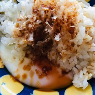 卵と鰹節ご飯